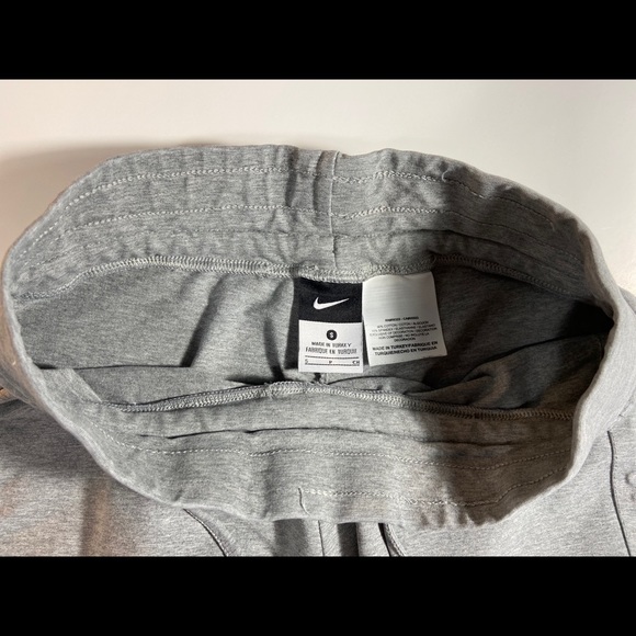 Nike Capri - Picture 4 of 4